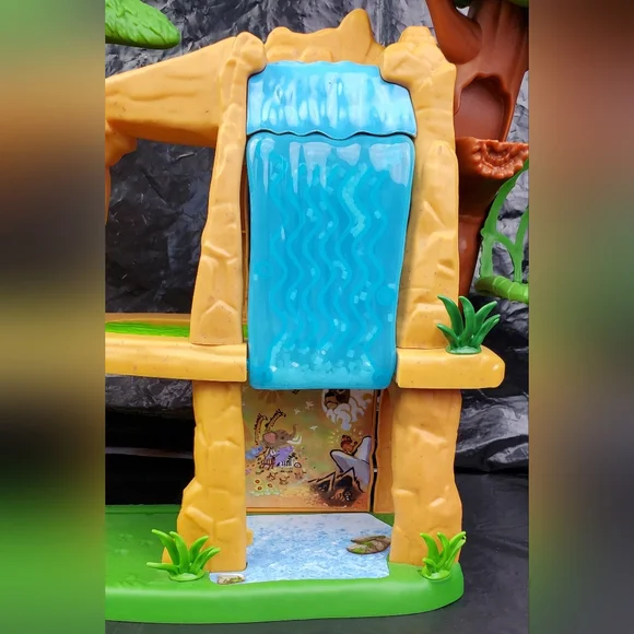 Just Play Disney Lion Guard Defend the Pride Lands Playset WORKS NO FIGURES GUC - Picture 5 of 11